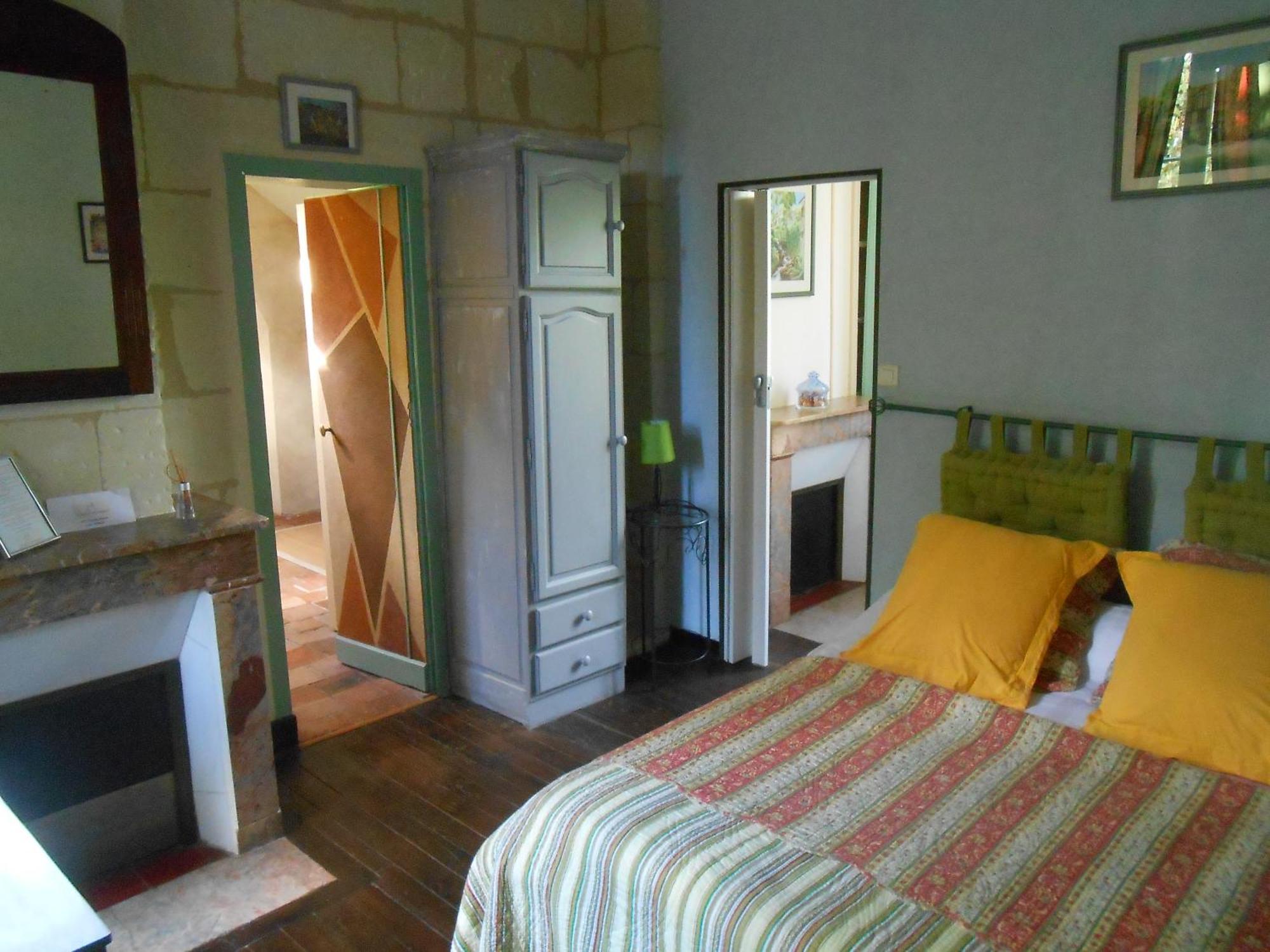 سوموور Clos Du Bois Brard B&B المظهر الخارجي الصورة