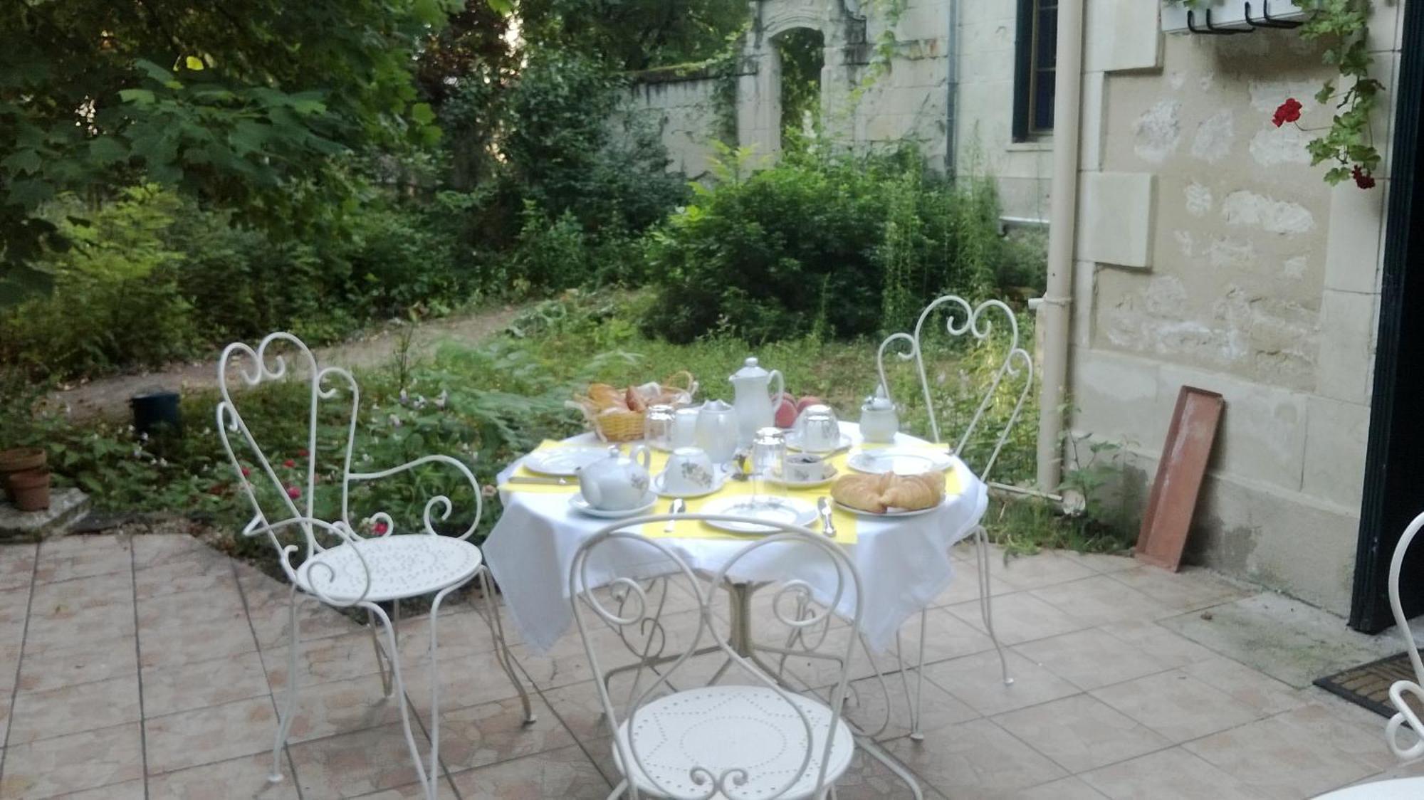سوموور Clos Du Bois Brard B&B المظهر الخارجي الصورة