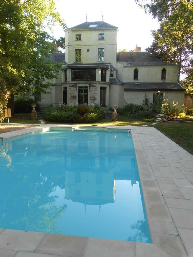 سوموور Clos Du Bois Brard B&B المظهر الخارجي الصورة